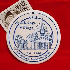 Vintage Seneca Fine Porcelain Collectible Bread & Bun Warmer Stone